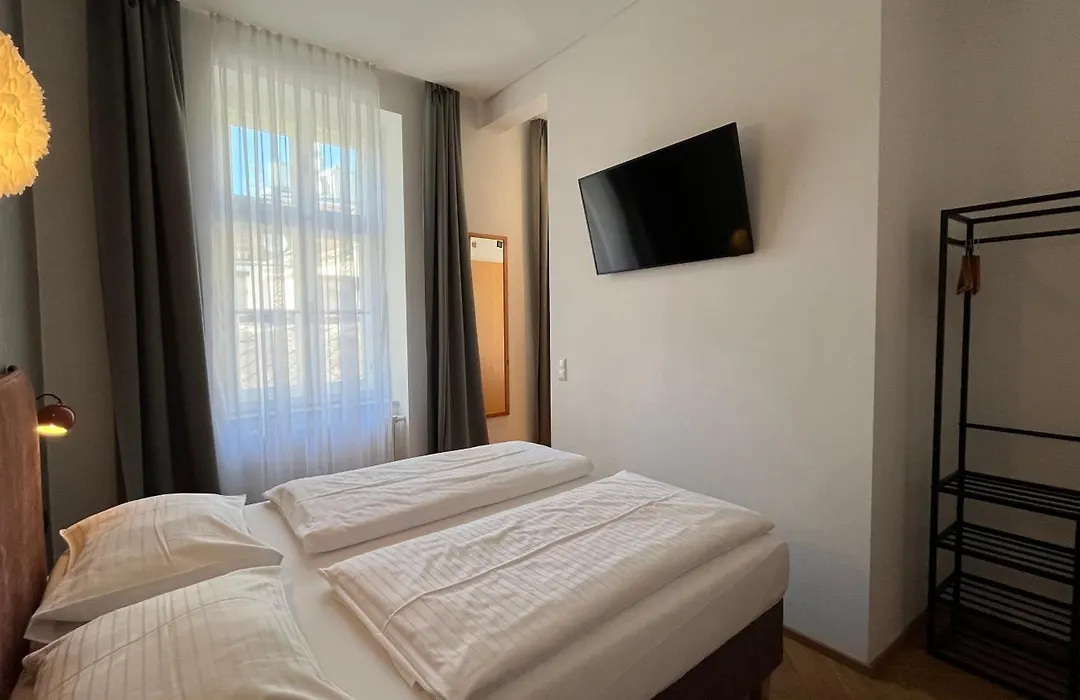 Kolbeck Rooms-1