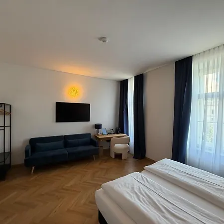 Kolbeck Rooms-3